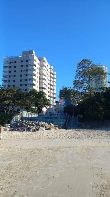Apto Praia Do Tombo Guarujá Exterior foto